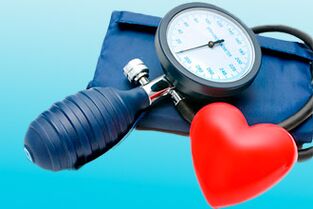 Bluthochdruckpatienten müssen ein Tonometer kaufen und regelmäßig ihren Blutdruck messen.